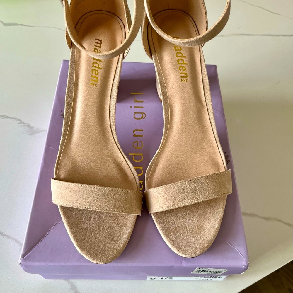 Madden girl Bella blush suede heel